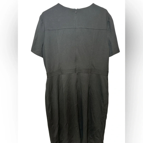 MAGGY LONDON SHORT SLEEVE DRAPED FLAP SHEATH DRESS NWT - Picture 2 of 8